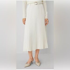 Ann Taylor Belted Pleated Midi Skirt Color: Winter White Size Medium